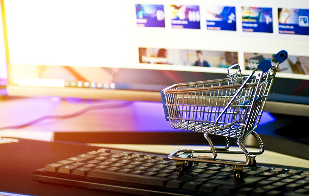 Online, E-commerce, Shopping image